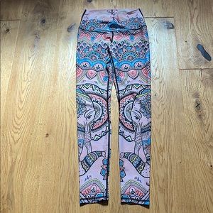 Yoga democracy leggings